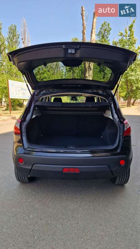 Позашляховик / Кросовер Nissan Qashqai+2 2012 в Миколаєві