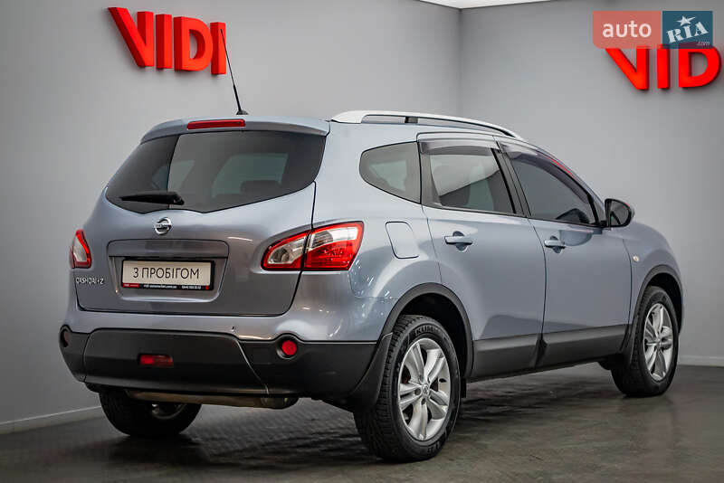 Внедорожник / Кроссовер Nissan Qashqai+2 2013 в Киеве
