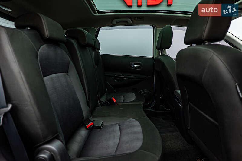 Внедорожник / Кроссовер Nissan Qashqai+2 2013 в Киеве