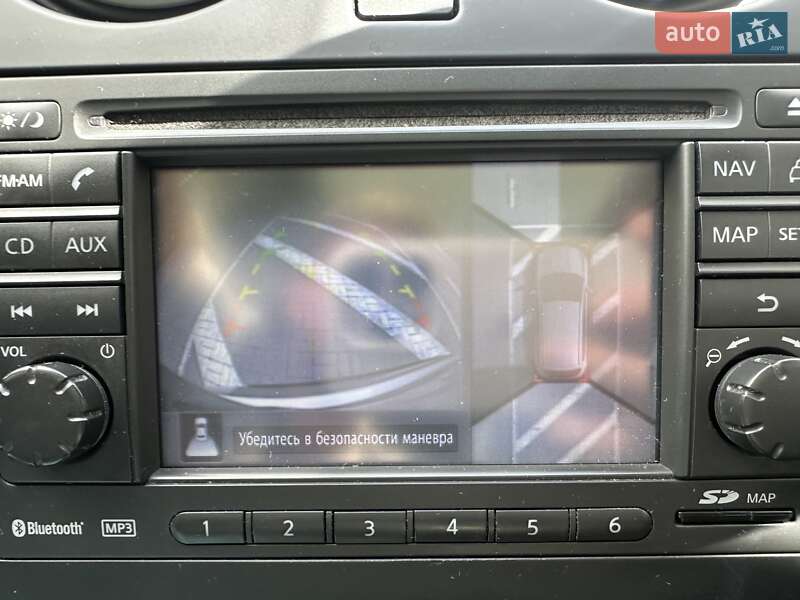 Позашляховик / Кросовер Nissan Qashqai+2 2012 в Києві