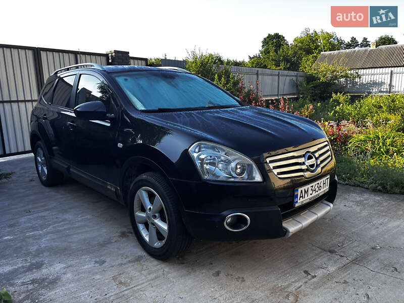 Внедорожник / Кроссовер Nissan Qashqai+2 2009 в Коростышеве