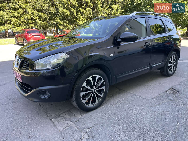 Позашляховик / Кросовер Nissan Qashqai+2 2011 в Рівному