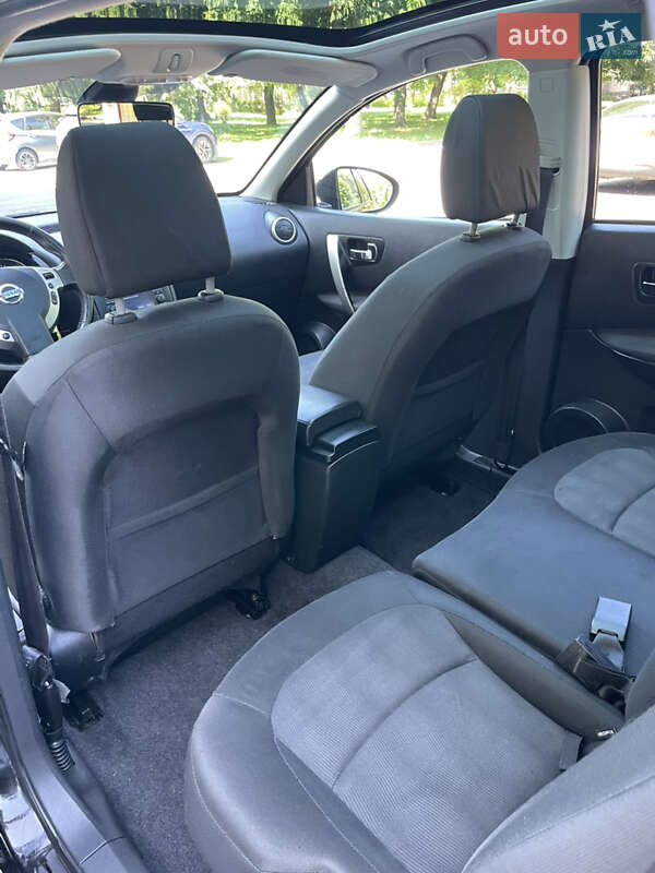 Позашляховик / Кросовер Nissan Qashqai+2 2011 в Рівному