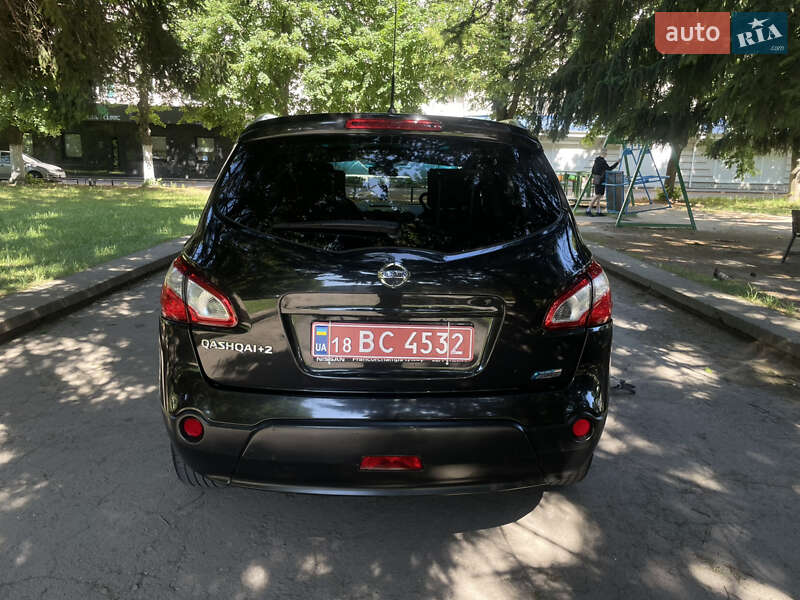 Позашляховик / Кросовер Nissan Qashqai+2 2011 в Рівному