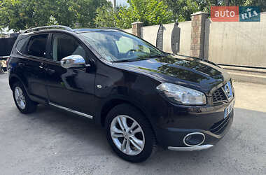 Позашляховик / Кросовер Nissan Qashqai+2 2011 в Дубні