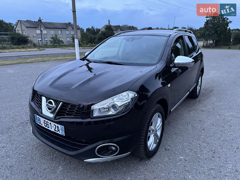 Внедорожник / Кроссовер Nissan Qashqai+2 2011 в Дубно