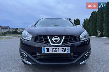 Внедорожник / Кроссовер Nissan Qashqai+2 2011 в 