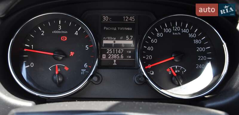 Внедорожник / Кроссовер Nissan Qashqai+2 2010 в Одессе