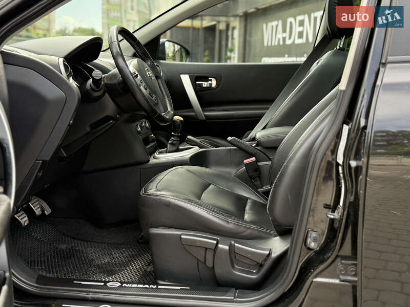 Внедорожник / Кроссовер Nissan Qashqai+2 2013 в Ивано-Франковске