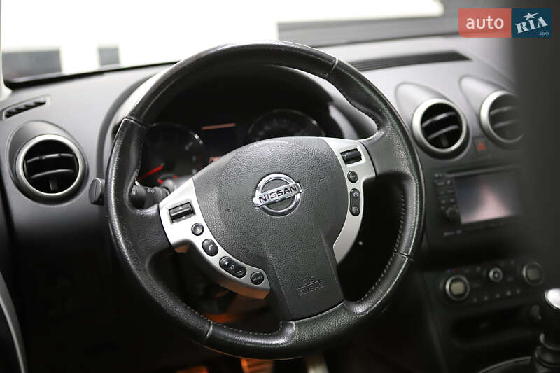 Внедорожник / Кроссовер Nissan Qashqai+2 2011 в Дрогобыче