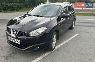 Внедорожник / Кроссовер Nissan Qashqai+2 2011 в Звягеле