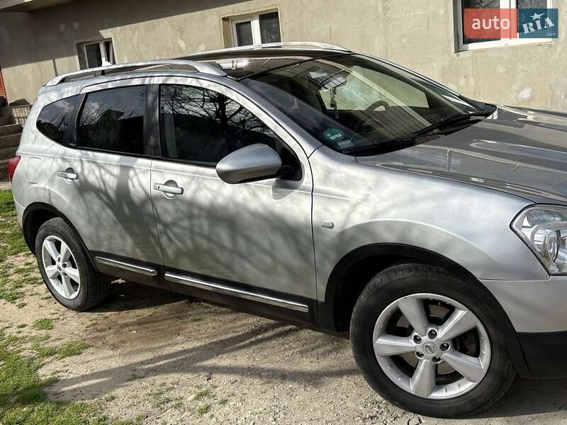 Nissan Qashqai+2 2008