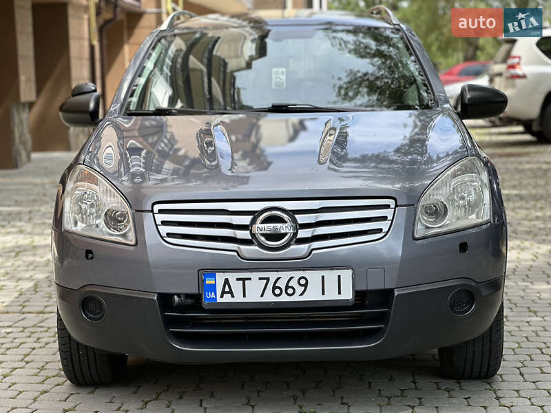 Позашляховик / Кросовер Nissan Qashqai+2 2009 в Івано-Франківську