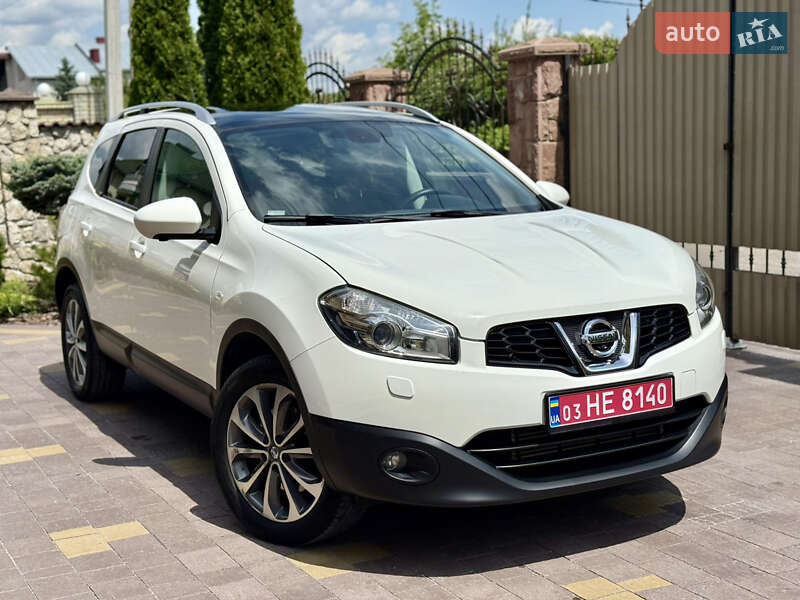 Внедорожник / Кроссовер Nissan Qashqai+2 2013 в 