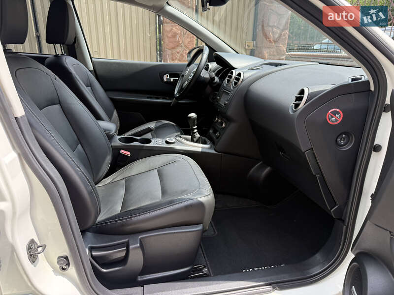 Внедорожник / Кроссовер Nissan Qashqai+2 2013 в Тернополе