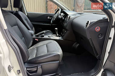 Внедорожник / Кроссовер Nissan Qashqai+2 2013 в 