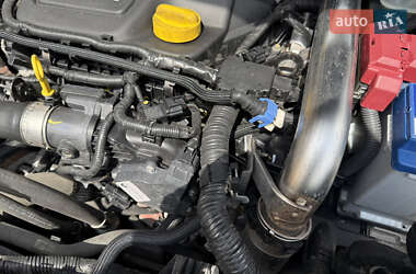 Внедорожник / Кроссовер Nissan Qashqai+2 2013 в 