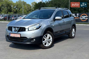 Внедорожник / Кроссовер Nissan Qashqai+2 2010 в Полтаве