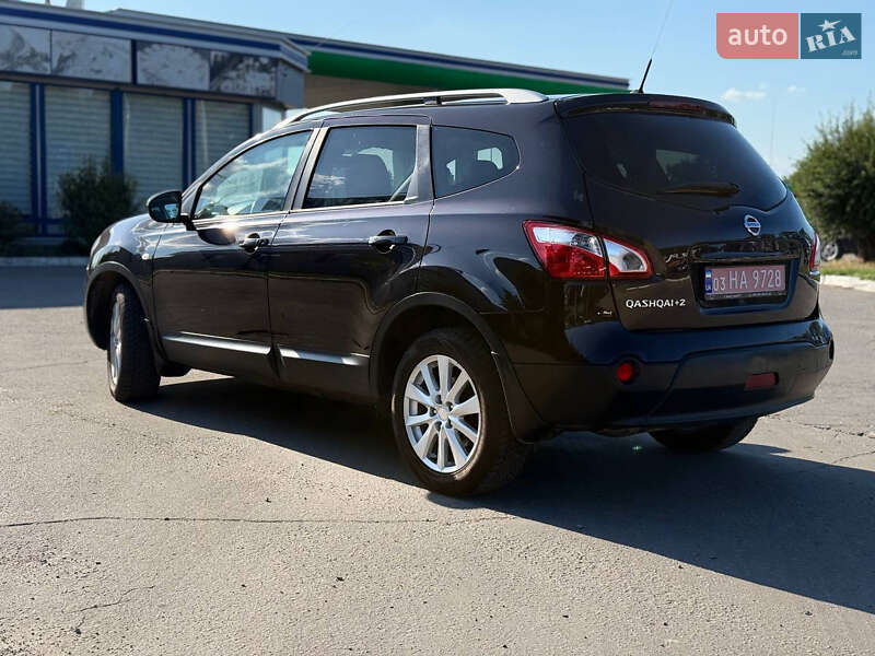 Внедорожник / Кроссовер Nissan Qashqai+2 2011 в Полтаве