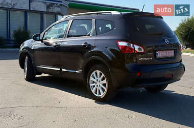Внедорожник / Кроссовер Nissan Qashqai+2 2011 в 