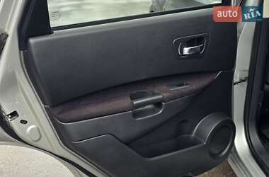 Внедорожник / Кроссовер Nissan Qashqai+2 2009 в 