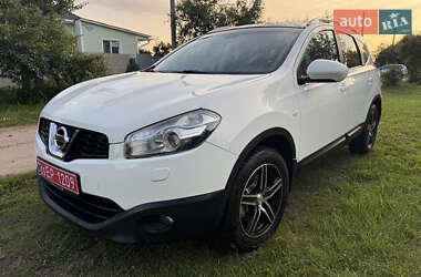 Позашляховик / Кросовер Nissan Qashqai+2 2011 в Прилуках