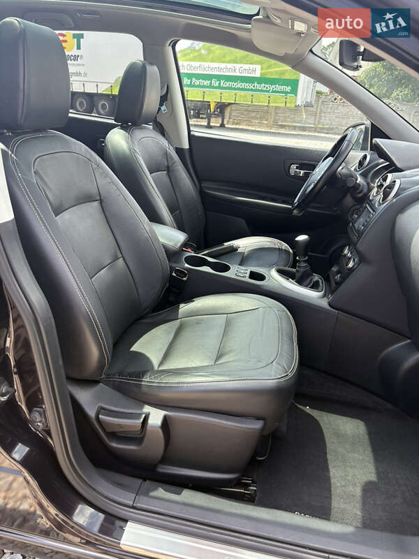 Внедорожник / Кроссовер Nissan Qashqai+2 2010 в Снятине