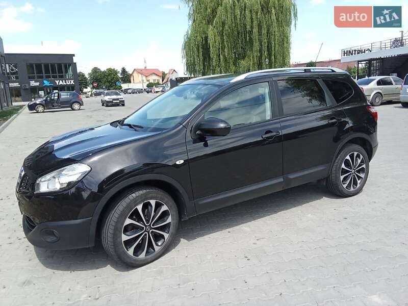 Внедорожник / Кроссовер Nissan Qashqai+2 2012 в Снятине