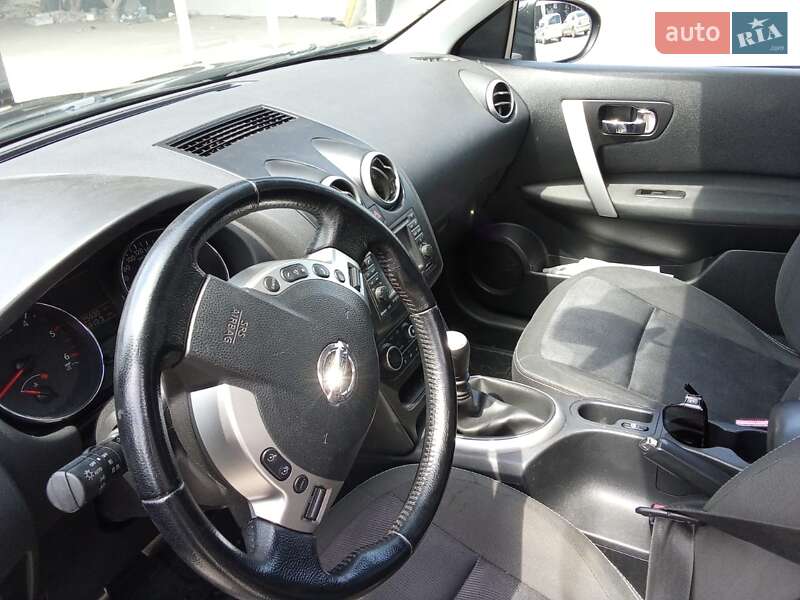 Внедорожник / Кроссовер Nissan Qashqai+2 2012 в Снятине
