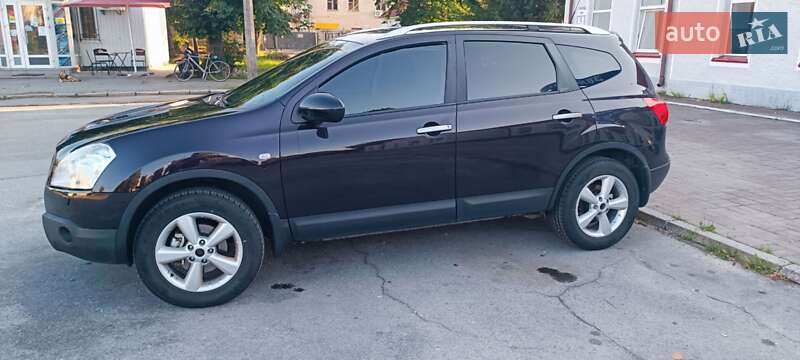 Внедорожник / Кроссовер Nissan Qashqai+2 2009 в Звягеле
