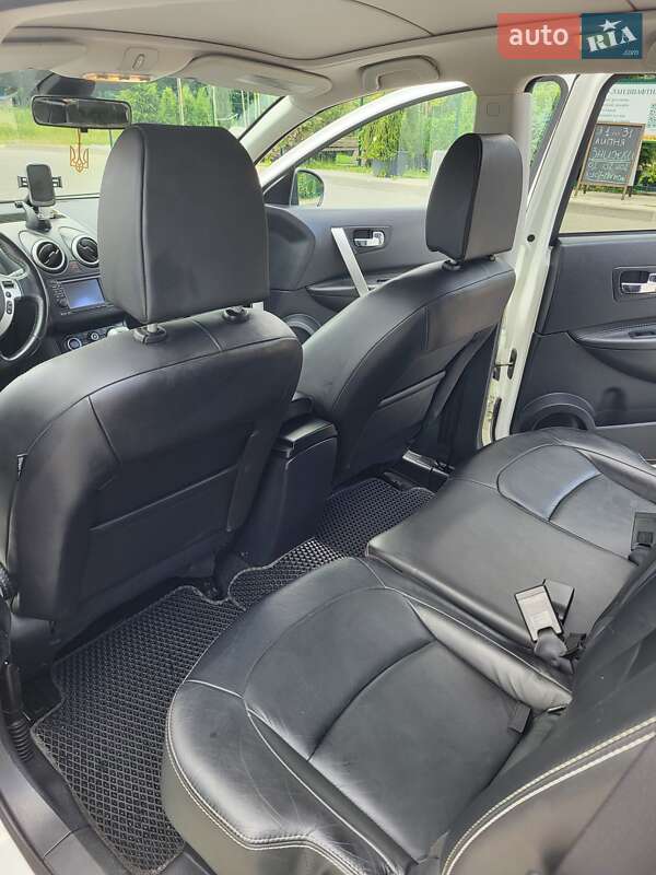 Позашляховик / Кросовер Nissan Qashqai+2 2011 в Чернігові фото 15 Позашляховик / Кросовер Nissan Qashqai+2 2011 в Чернігові