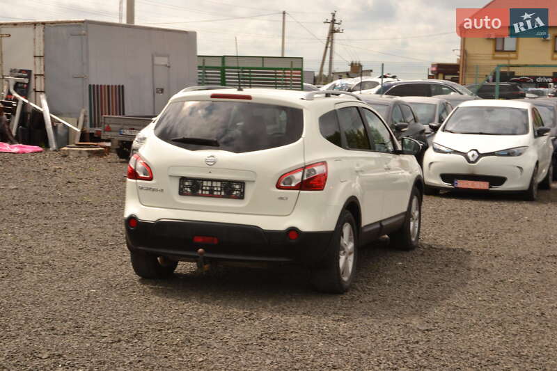 Внедорожник / Кроссовер Nissan Qashqai+2 2012 в Луцке