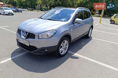 Внедорожник / Кроссовер Nissan Qashqai+2 2010 в Броварах