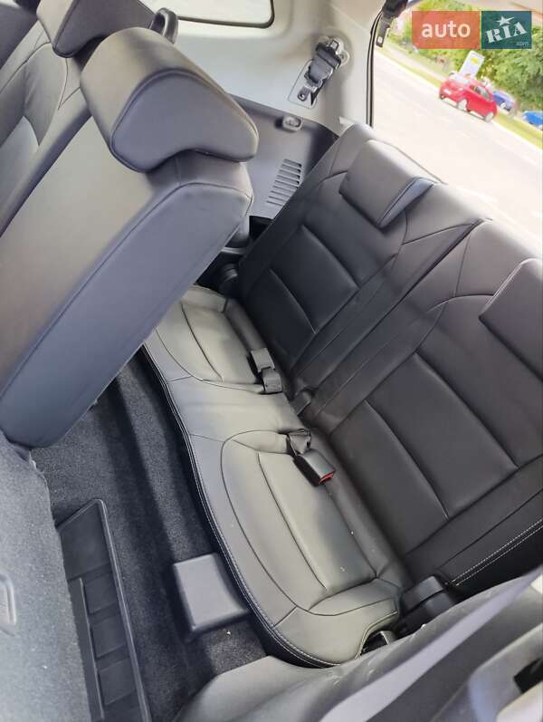 Внедорожник / Кроссовер Nissan Qashqai+2 2010 в Киеве