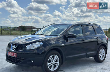 Позашляховик / Кросовер Nissan Qashqai+2 2011 в Дубні