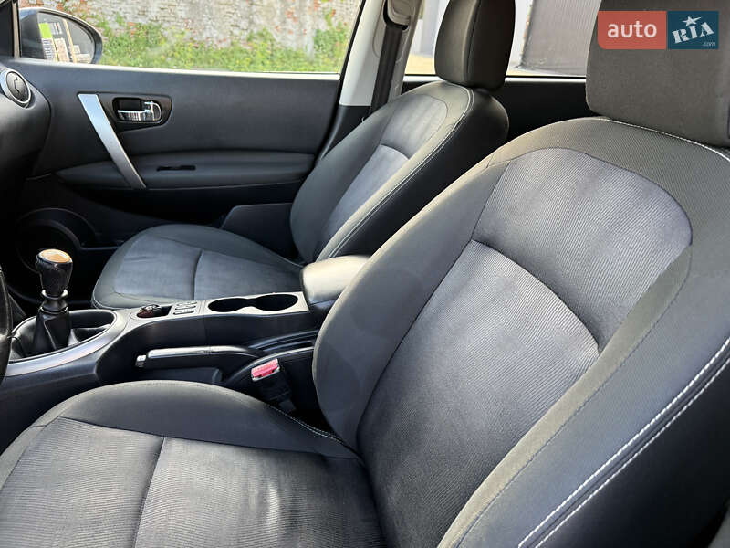 Внедорожник / Кроссовер Nissan Qashqai+2 2011 в Луцке