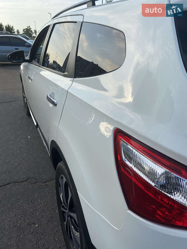 Внедорожник / Кроссовер Nissan Qashqai+2 2011 в Черкассах