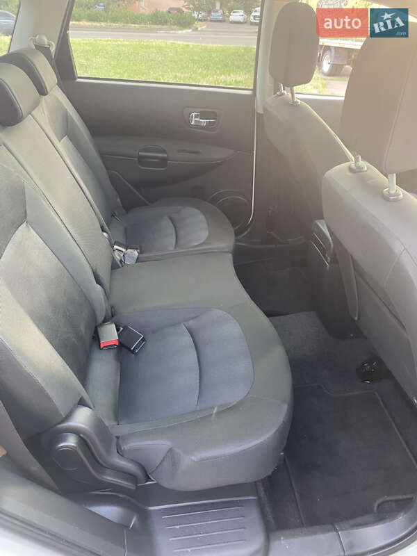 Внедорожник / Кроссовер Nissan Qashqai+2 2011 в Черкассах