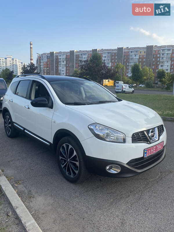 Внедорожник / Кроссовер Nissan Qashqai+2 2011 в Черкассах
