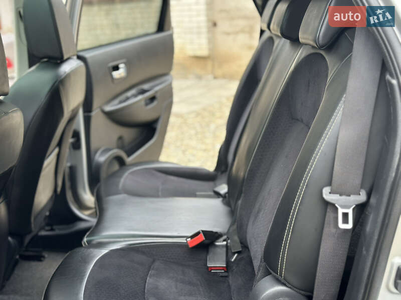 Позашляховик / Кросовер Nissan Qashqai+2 2013 в Стрию