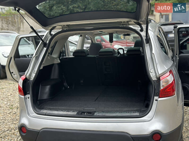 Позашляховик / Кросовер Nissan Qashqai+2 2013 в Стрию