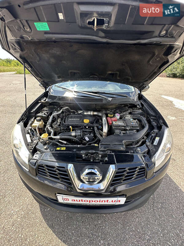 Внедорожник / Кроссовер Nissan Qashqai+2 2012 в Белогородке