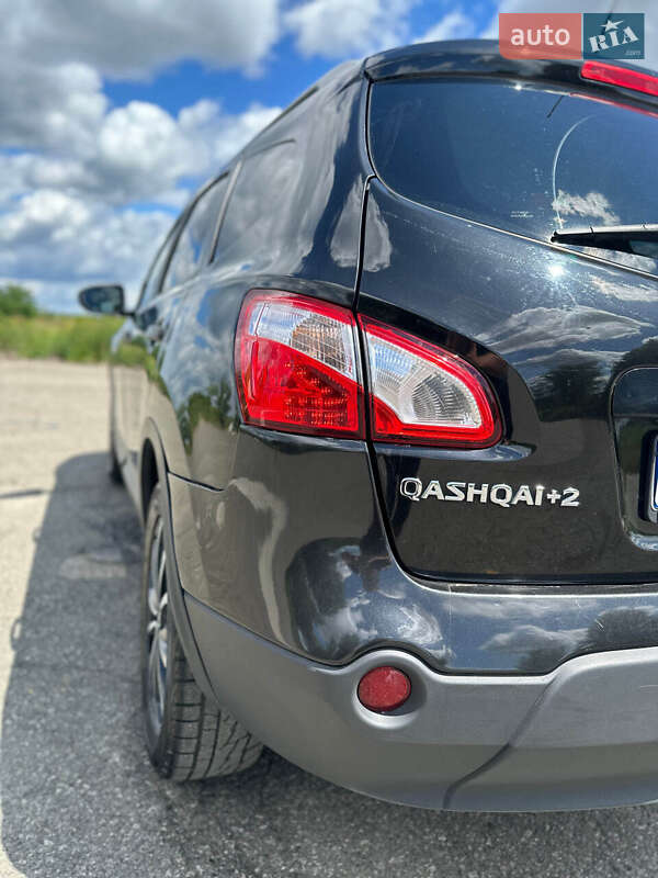 Внедорожник / Кроссовер Nissan Qashqai+2 2012 в Белогородке