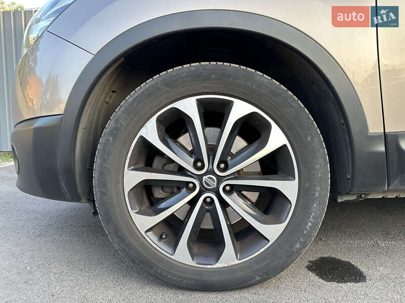 Внедорожник / Кроссовер Nissan Qashqai+2 2013 в Полтаве