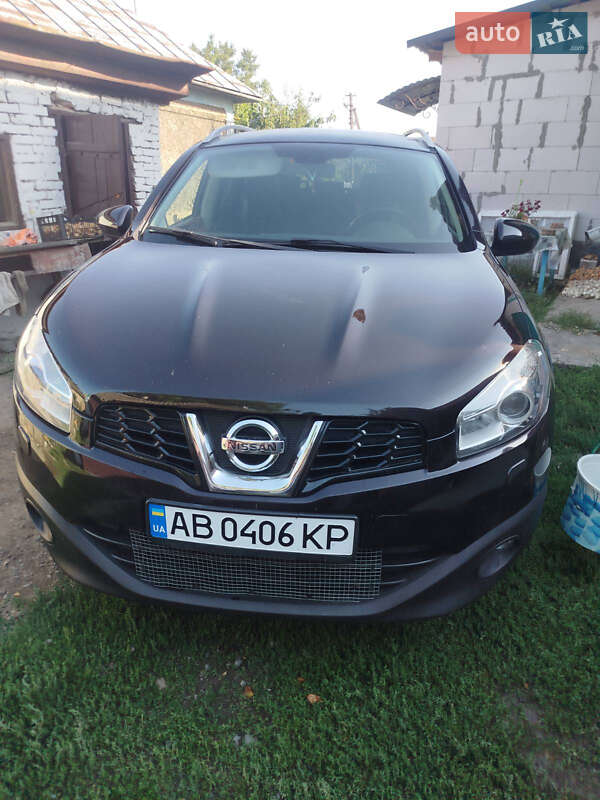 Nissan Qashqai+2 2011