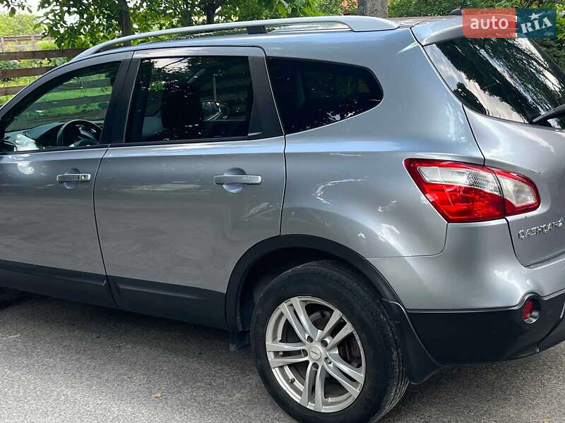 Внедорожник / Кроссовер Nissan Qashqai+2 2010 в Киеве фото 7 Внедорожник / Кроссовер Nissan Qashqai+2 2010 в Киеве