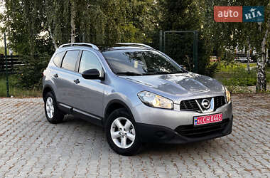 Позашляховик / Кросовер Nissan Qashqai+2 2010 в Стрию