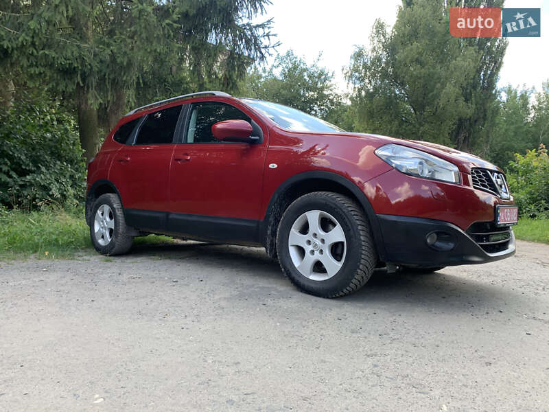 Внедорожник / Кроссовер Nissan Qashqai+2 2011 в Луцке