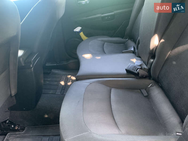 Внедорожник / Кроссовер Nissan Qashqai+2 2011 в Луцке