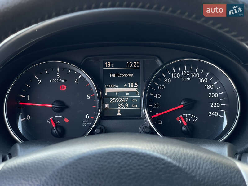 Позашляховик / Кросовер Nissan Qashqai+2 2011 в Бердичеві фото 46 Позашляховик / Кросовер Nissan Qashqai+2 2011 в Бердичеві